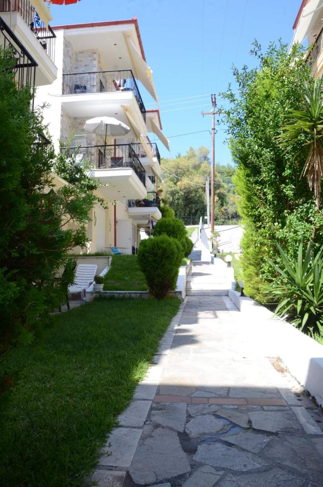 Roses Rt Apartments Skioni I 尼尔斯吉尼 外观 照片